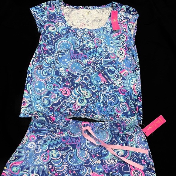 LILLY PULITZER EXTRA LARGE COSMIC KISMET PJS SET NWT - Picture 2 of 10